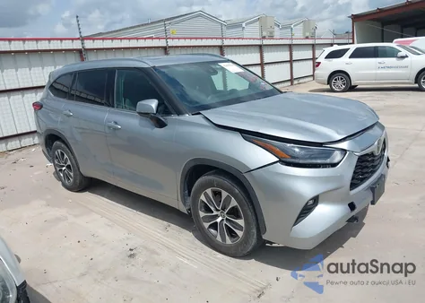 2021 Toyota Highlander Xle from USA, damaged, VIN 5TDGZRAH9MS040657